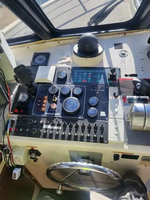 LNG-kuljetusalus myynnissä