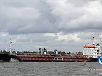 Öljy-/kemikaalitankkeri myynnissä