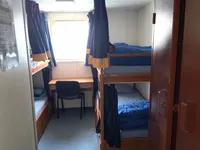 Asuntolaiva myynnissä