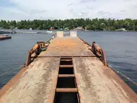 Proomu myynnissä