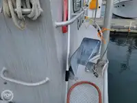 Pelastusvene myynnissä