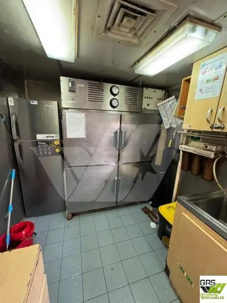 Vetolaiva myynnissä