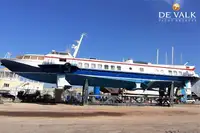 Hydrofoil-alus myynnissä