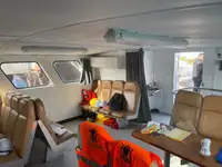Konttilaiva myynnissä