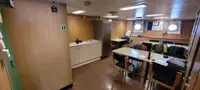 Vetolaiva myynnissä