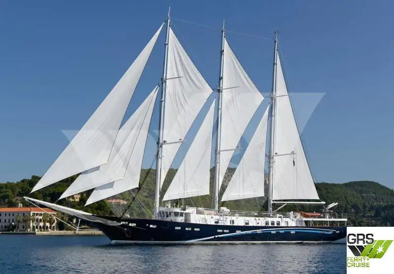 Risteilyalus myynnissä