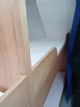 Konttilaiva myynnissä