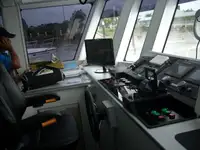 Partiovene Myytävänä