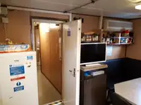 Vetolaiva myynnissä
