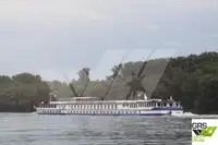 Risteilyalus myynnissä
