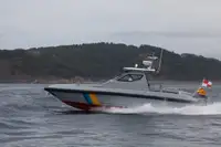 Partiovene Myytävänä