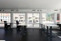 Proomu myynnissä