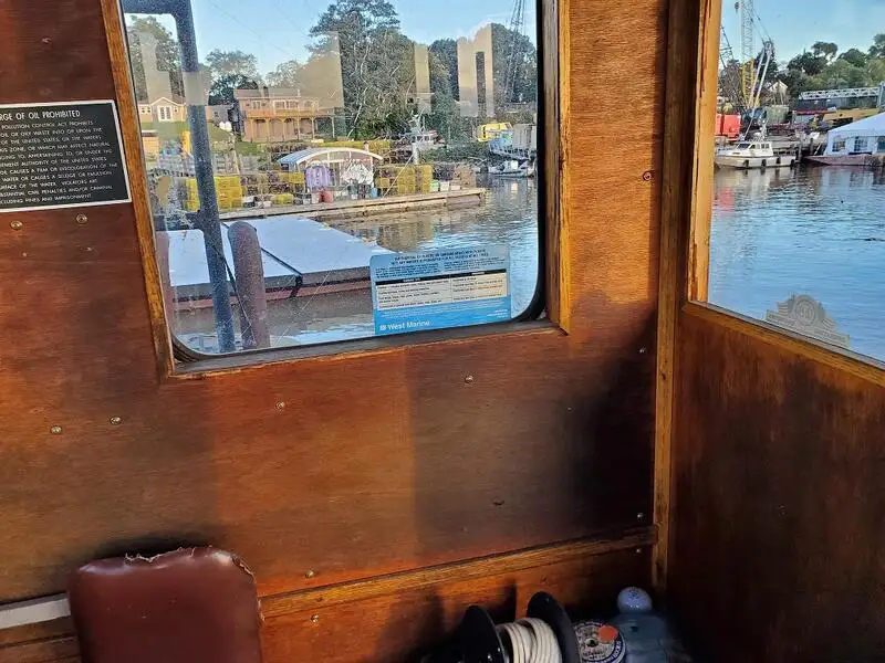 Vetolaiva myynnissä