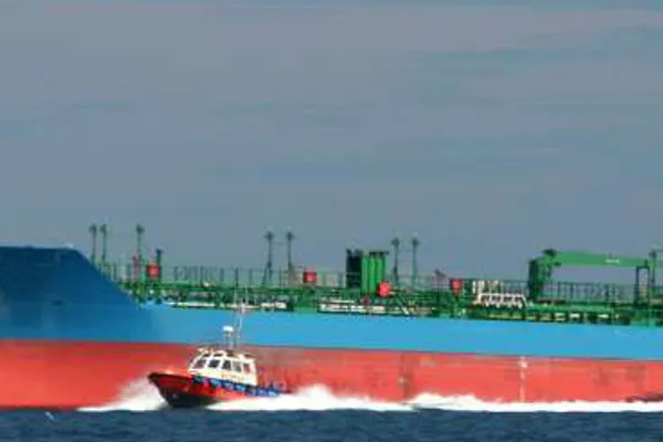 Oil/Chemical tanker for sale