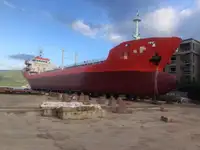 Tankkerit myynnissä