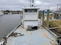 Huoltoalus myynnissä