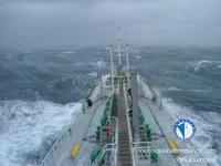 Öljy-/kemikaalitankkeri myynnissä