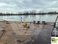 Proomu myynnissä