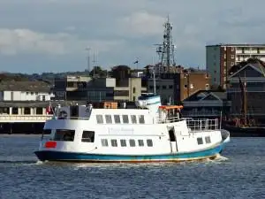 Risteilyalus myynnissä