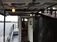 Vetolaiva myynnissä