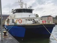 Tuulipuistoaluksen huoltoalus myynnissä