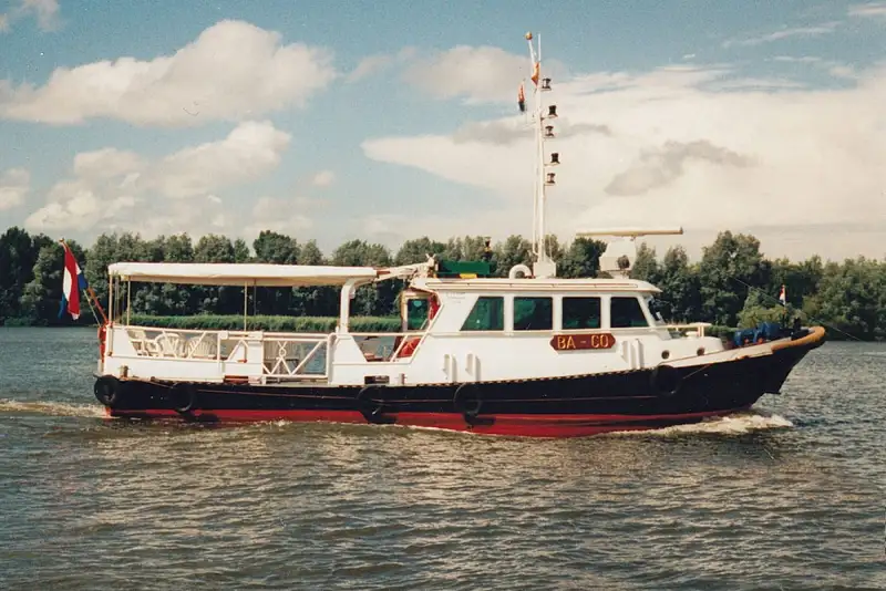 Risteilyalus myynnissä