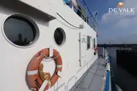 Kelluva hotelli myynnissä