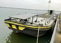 Ponttoni myynnissä