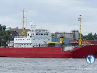 Jääkaivaaluksen tyyppinen alus myynnissä