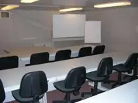 Proomu myynnissä