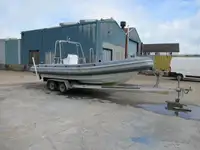 Jäykkärunkoinen kumivene myynnissä