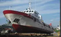 Konttilaiva myynnissä