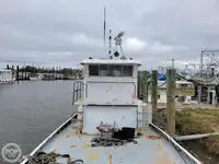 Huoltoalus myynnissä