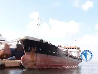 Öljy-/kemikaalitankkeri myynnissä