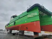Tuulipuistoaluksen huoltoalus myynnissä