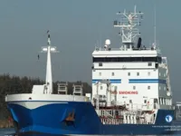 Öljy-/kemikaalitankkeri myynnissä