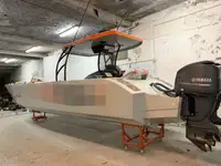 Jäykkärunkoinen kumivene myynnissä
