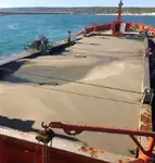 Konttilaiva myynnissä