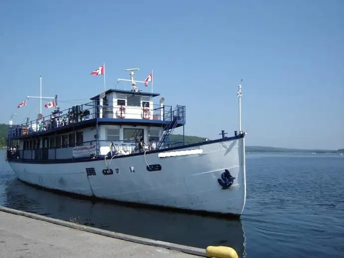 Risteilyalus myynnissä