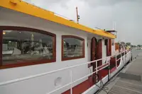 Risteilyalus myynnissä