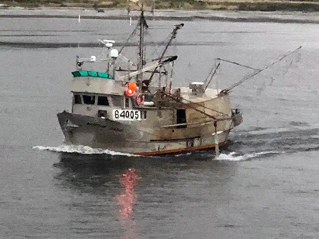 Pitkäsiimakalastusalus myynnissä