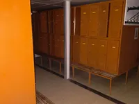 Asuntolaiva myynnissä