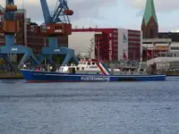 Partiovene Myytävänä