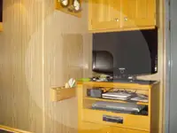 Troolari myynnissä