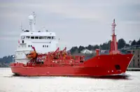 Oil/Chemical tanker Myytävänä
