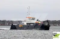 Tuulipuistoaluksen huoltoalus myynnissä