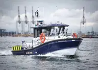 Partiovene Myytävänä