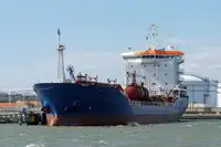 Oil/Chemical tanker Myytävänä