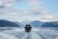 Partiovene myynnissä