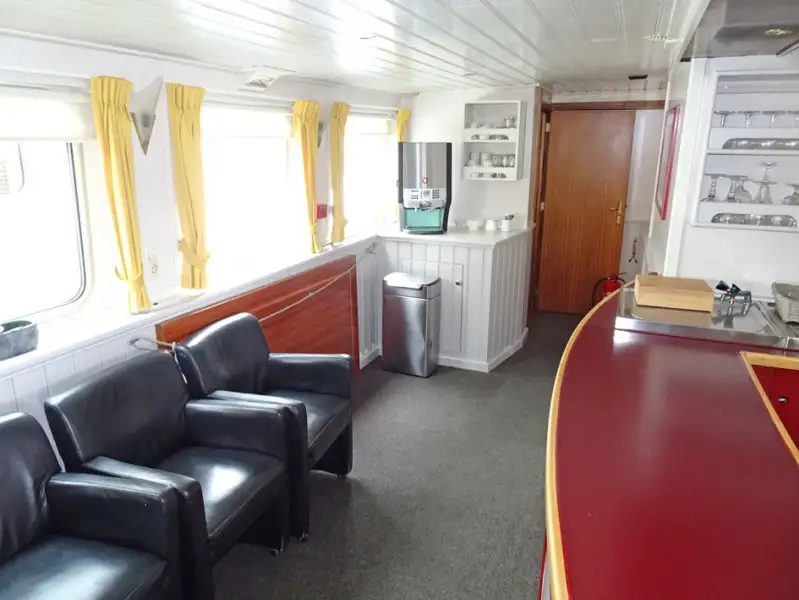 Kuivalastialus myynnissä